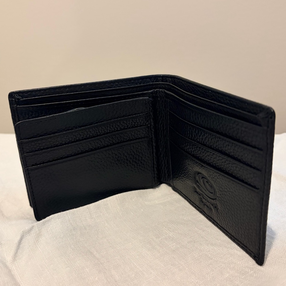 Embossed Leather Wallet - Picture 3 of 6